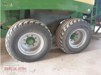 Square baler Krone Big Pack 1270 XC: picture 5