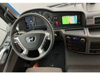 Interior photo 1: Leasing of MAN TGM 18.320 BL 4x2 Abrollkipper 14t Automatik MAN TGM 18.320 BL 4x2 Abrollkipper 14t Automatik