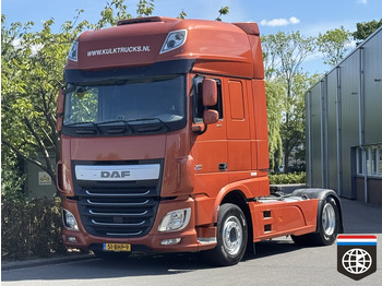 Tractor unit DAF XF 460