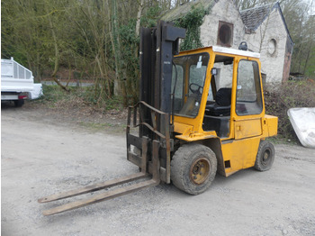 Forklift CATERPILLAR