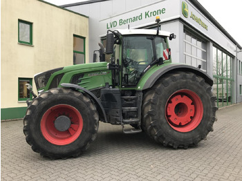 Farm tractor FENDT 933 Vario