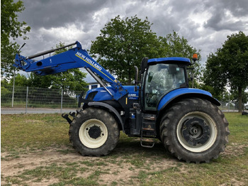 Farm tractor NEW HOLLAND T7.270