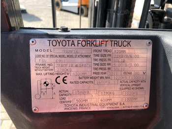 Electric forklift Toyota 1.6 ton Triplex Freelift Sideshift Elektra Heftruck: picture 3