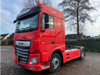 Tractor unit DAF XF 450