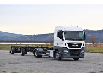 Cab chassis truck MAN TGX 18.440