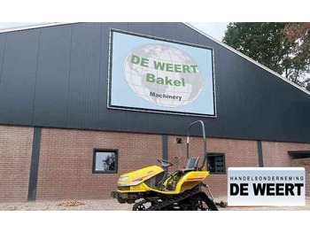 Compact tractor ISEKI