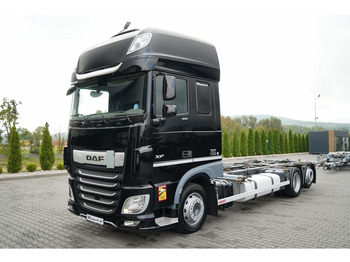 Curtain side truck DAF XF 480