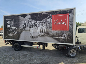 Closed box semi-trailer