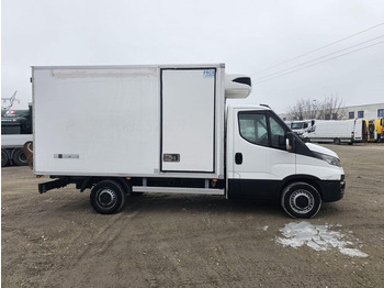 Refrigerated delivery van Iveco 35-130 S - Carrier Pulsor 350 frigo: picture 4