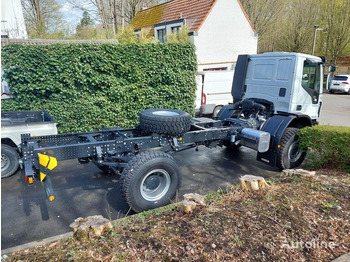 New Cab chassis truck Iveco ML 150E24WS 4x4: picture 3 New Cab chassis truck Iveco ML 150E24WS 4x4: picture 3