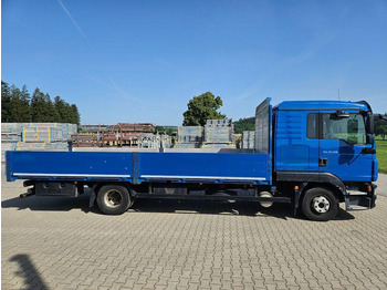 Dropside/ Flatbed truck MAN TGL 12-250: picture 3 Dropside/ Flatbed truck MAN TGL 12-250: picture 3