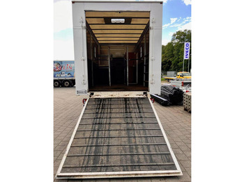 Horse truck MAN TGL 8.180 - Horse transporter: picture 5 Horse truck MAN TGL 8.180 - Horse transporter: picture 5