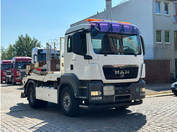 Skip loader truck MAN TGS 18.400