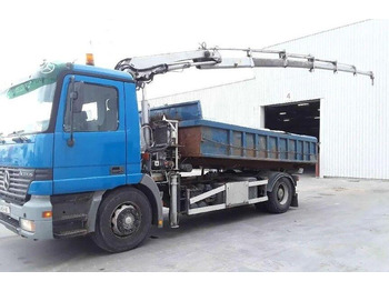 Dropside/ Flatbed truck MERCEDES-BENZ Actros 1835