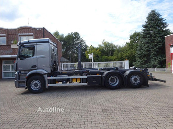 Leasing of Mercedes-Benz Actros 2545 - Hook lift truck 6x2 Mercedes-Benz Actros 2545 - Hook lift truck 6x2: picture 3