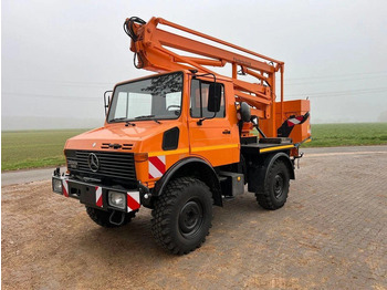 Truck UNIMOG