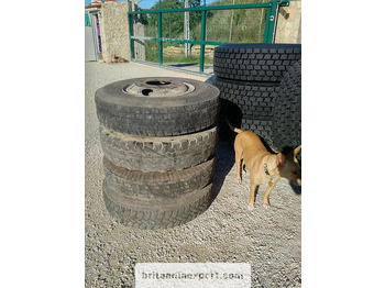 Wheel and tire package 4 x used 7.50-16 LT tyres on 6 studs rims for Toyota Dyna 300: picture 3