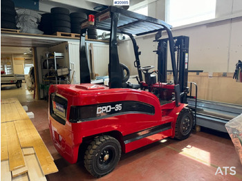 Electric forklift