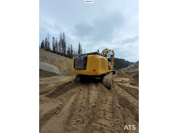 Excavator Caterpillar 330F: picture 3