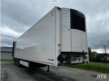 Refrigerated semi-trailer KRONE