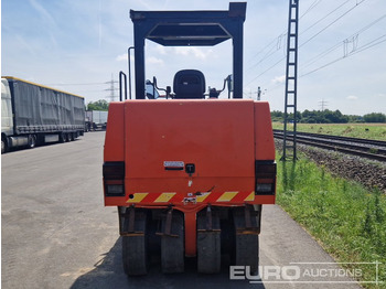 Roller 2010 Dynapac CP142: picture 4