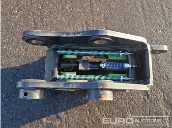 Quick coupler Geith QH, 65mm Pin to suit Sany SY135: picture 5 Quick coupler Geith QH, 65mm Pin to suit Sany SY135: picture 5