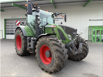 Farm tractor FENDT 724 Vario