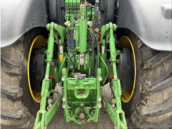 Farm tractor John Deere 6250 R: picture 2