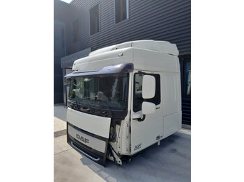 Cab and interior for Truck DAF XF106: picture 3