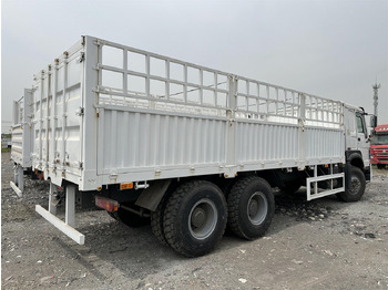 Livestock truck for transportation of animals SINOTRUK HOWO 371 Cargo truck: picture 4 Livestock truck for transportation of animals SINOTRUK HOWO 371 Cargo truck: picture 4
