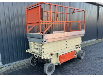 Scissor lift JLG