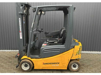 Electric forklift Jungheinrich EFG318: picture 2