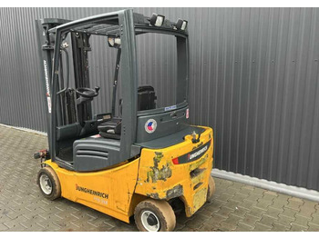 Electric forklift Jungheinrich EFG318: picture 3
