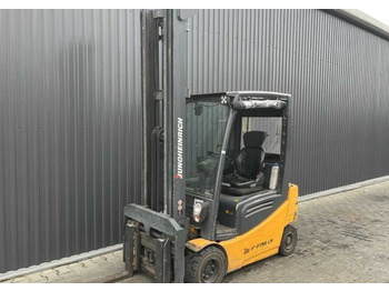 Electric forklift JUNGHEINRICH EFG