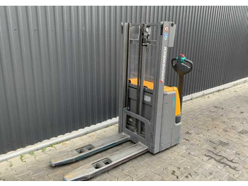 Stacker JUNGHEINRICH EJC