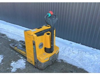 Pallet truck Jungheinrich EJEC20: picture 3