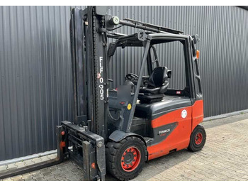 Electric forklift LINDE E