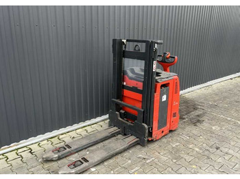 Stacker LINDE L12