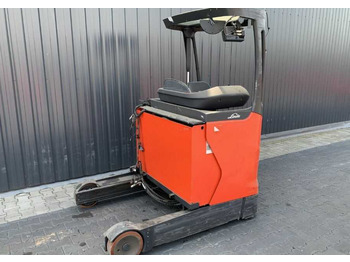 Reach truck LINDE R14