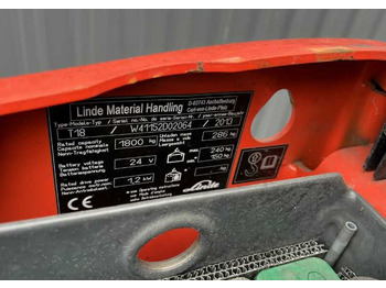 Pallet truck Linde T18: picture 4