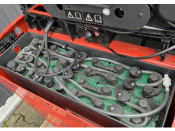 Pallet truck Linde T18: picture 5