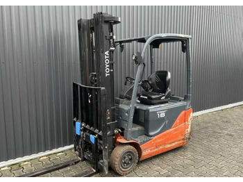 Electric forklift TOYOTA
