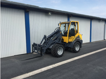 Compact loader EUROTRAC