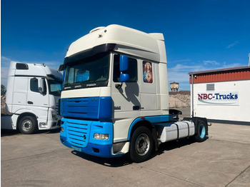 Tractor unit DAF XF 105 460