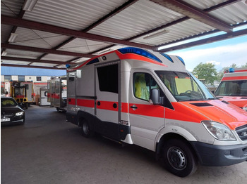 Ambulance MERCEDES-BENZ