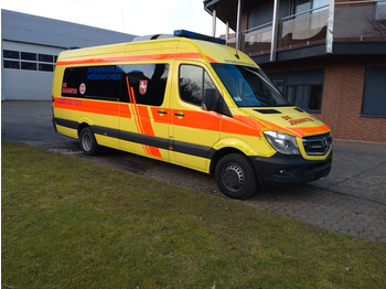 Ambulance Mercedes-Benz Sprinter ITW RTW 519  2x on Stock: picture 4