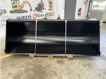 New Excavator bucket for Construction machinery BMO Erdschaufel / Schaufel / Magni / 2.500 / NEU BMO Erdschaufel / Schaufel / Magni / 2.500 / NEU: picture 4 New Excavator bucket for Construction machinery BMO Erdschaufel / Schaufel / Magni / 2.500 / NEU BMO Erdschaufel / Schaufel / Magni / 2.500 / NEU: picture 4