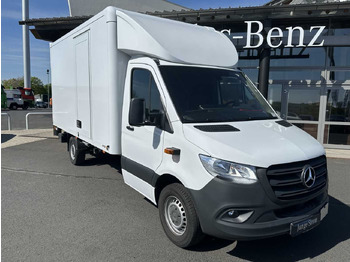 Closed box van MERCEDES-BENZ Sprinter 317