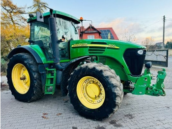 Farm tractor JOHN DEERE 7820