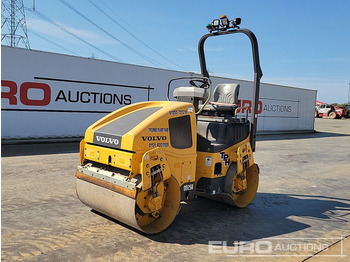 Roller VOLVO DD25B